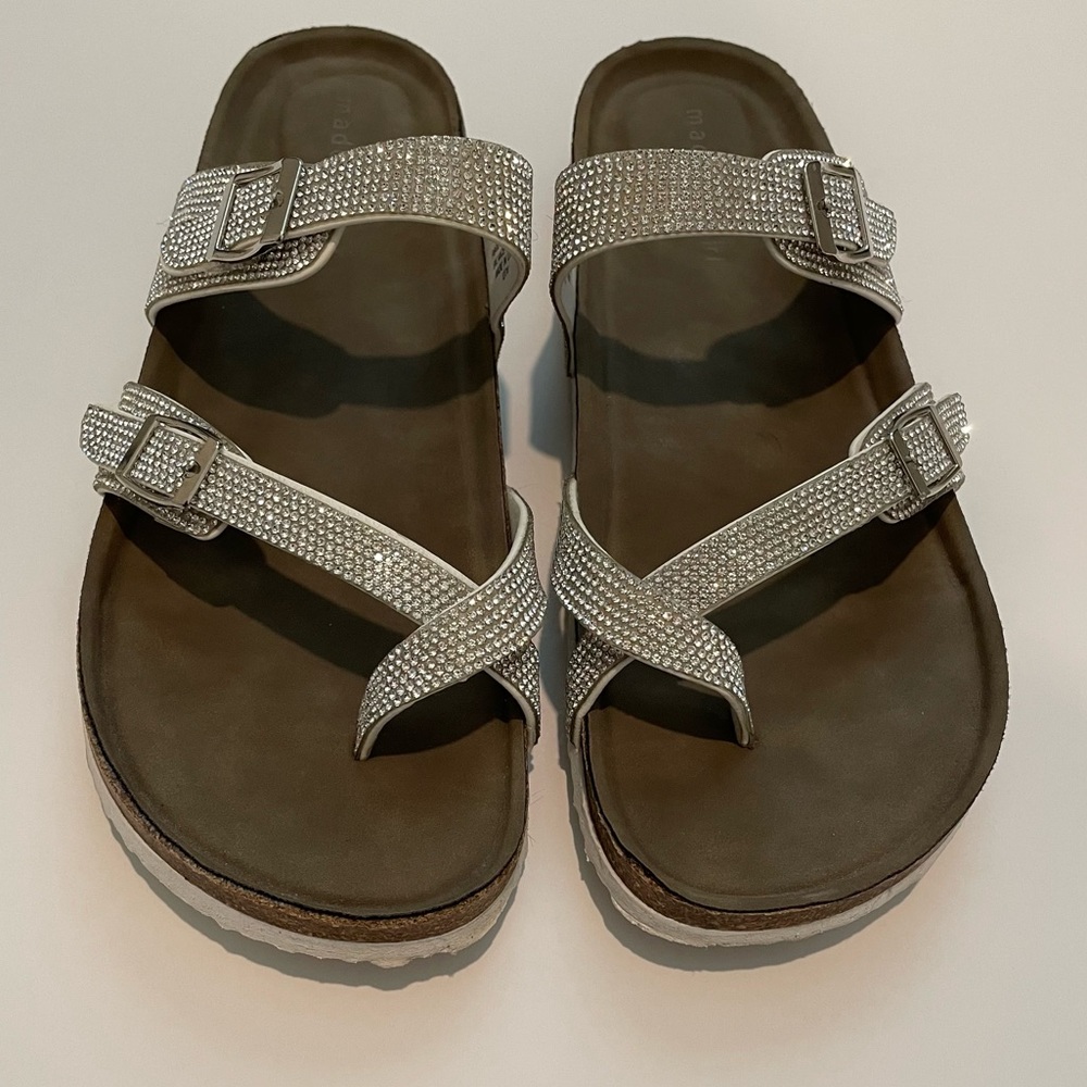 EUC Madden Girl Brycee sandal with crystals